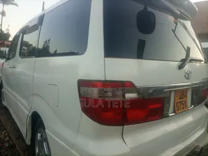 Toyota Alphard 2005 White