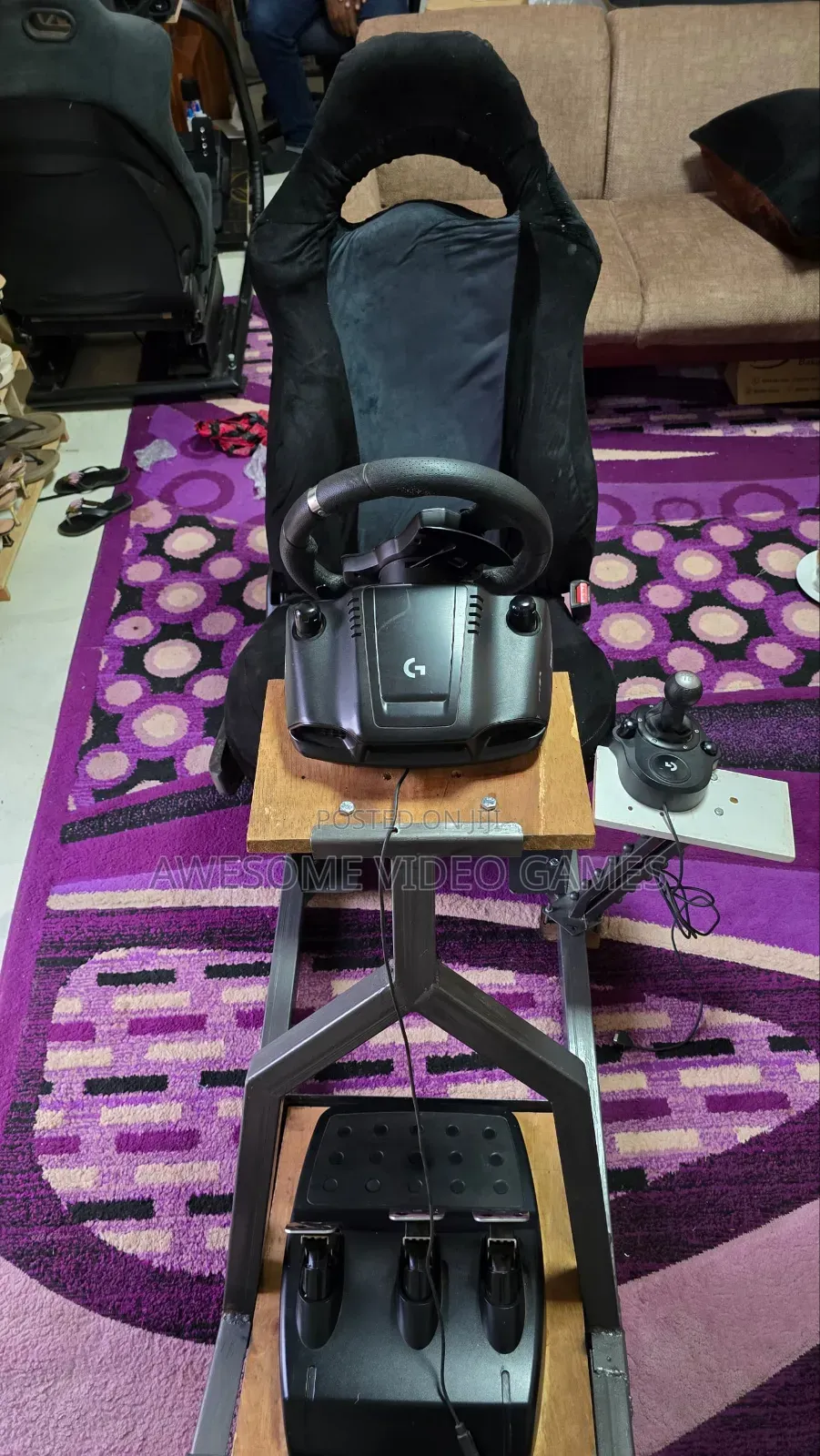 Logitech G923 (PC/Xbox Version) Full Pedal Set and Logitech Shifter