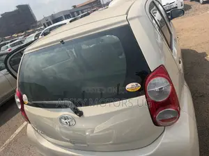 Toyota Passo 1.0 AWD 2011 Silver