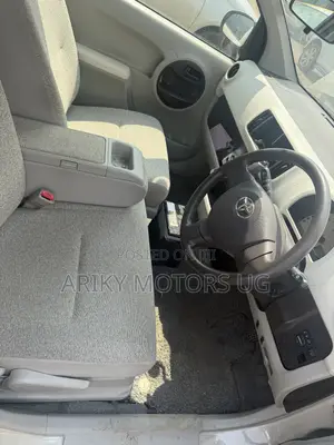 Toyota Passo 1.0 AWD 2011 Silver