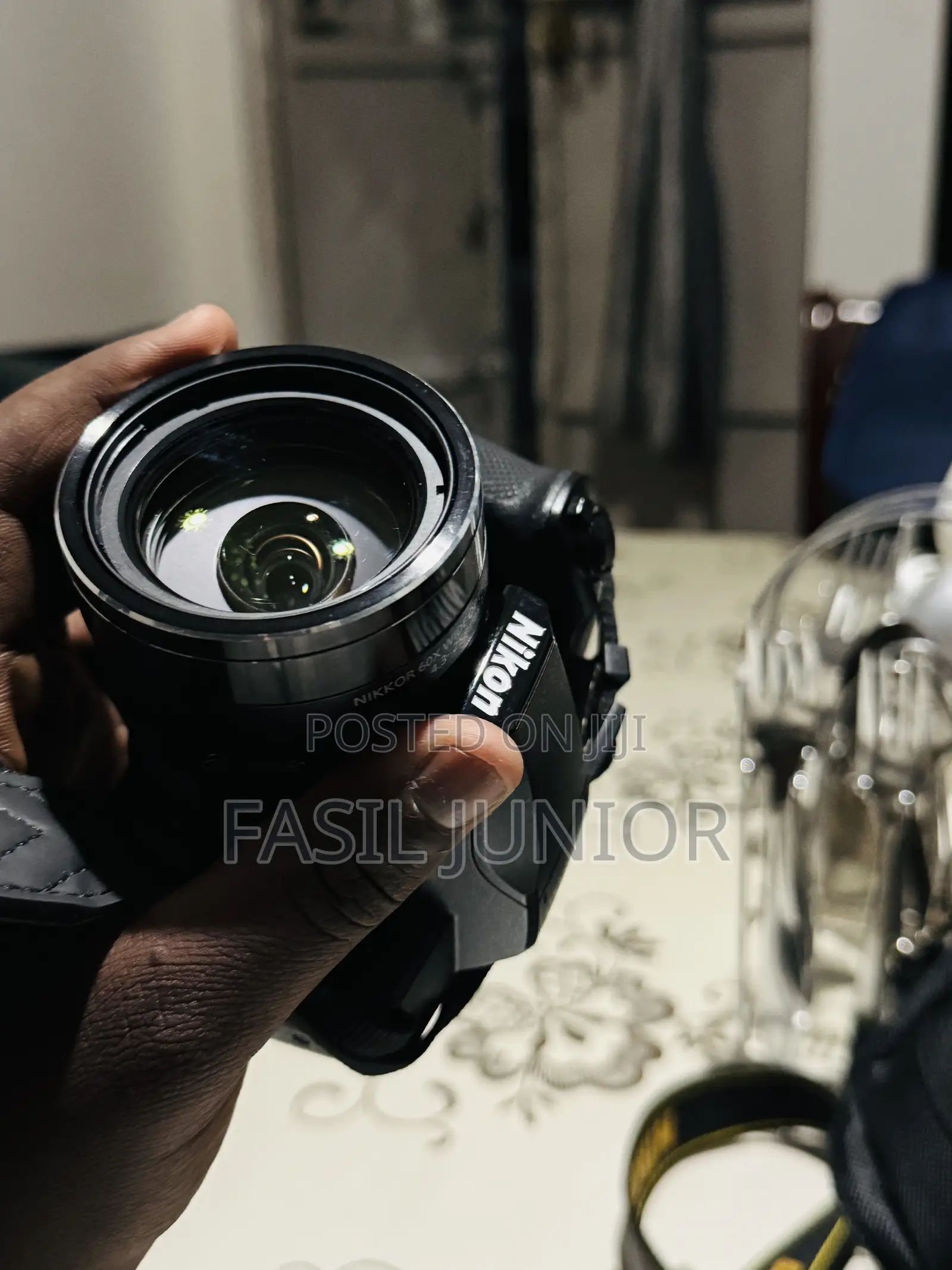 Nikon Coolpix B600