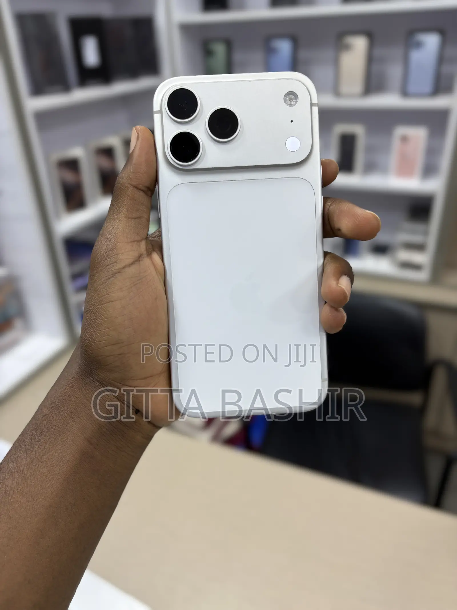 New Apple iPhone 17 Pro Max 256 GB Silver