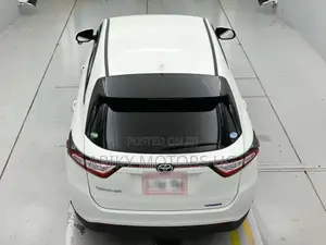 Toyota Harrier 2.0 4WD 2018 White