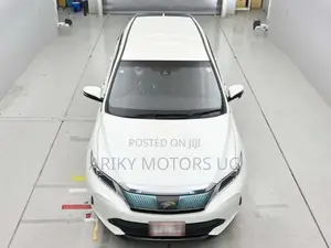 Toyota Harrier 2.0 4WD 2018 White