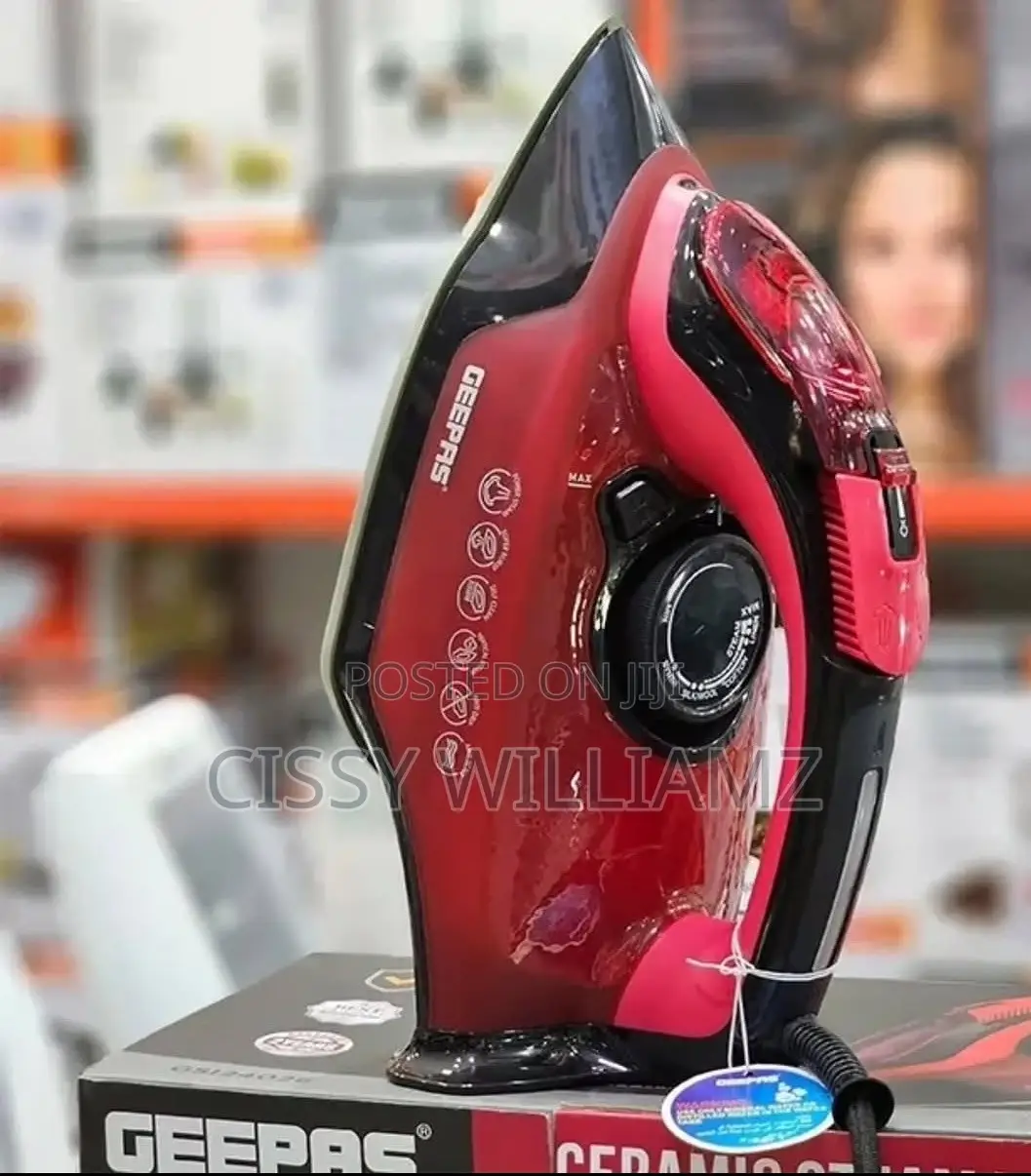 Geepas Ceramic Steam Iron 3100W
