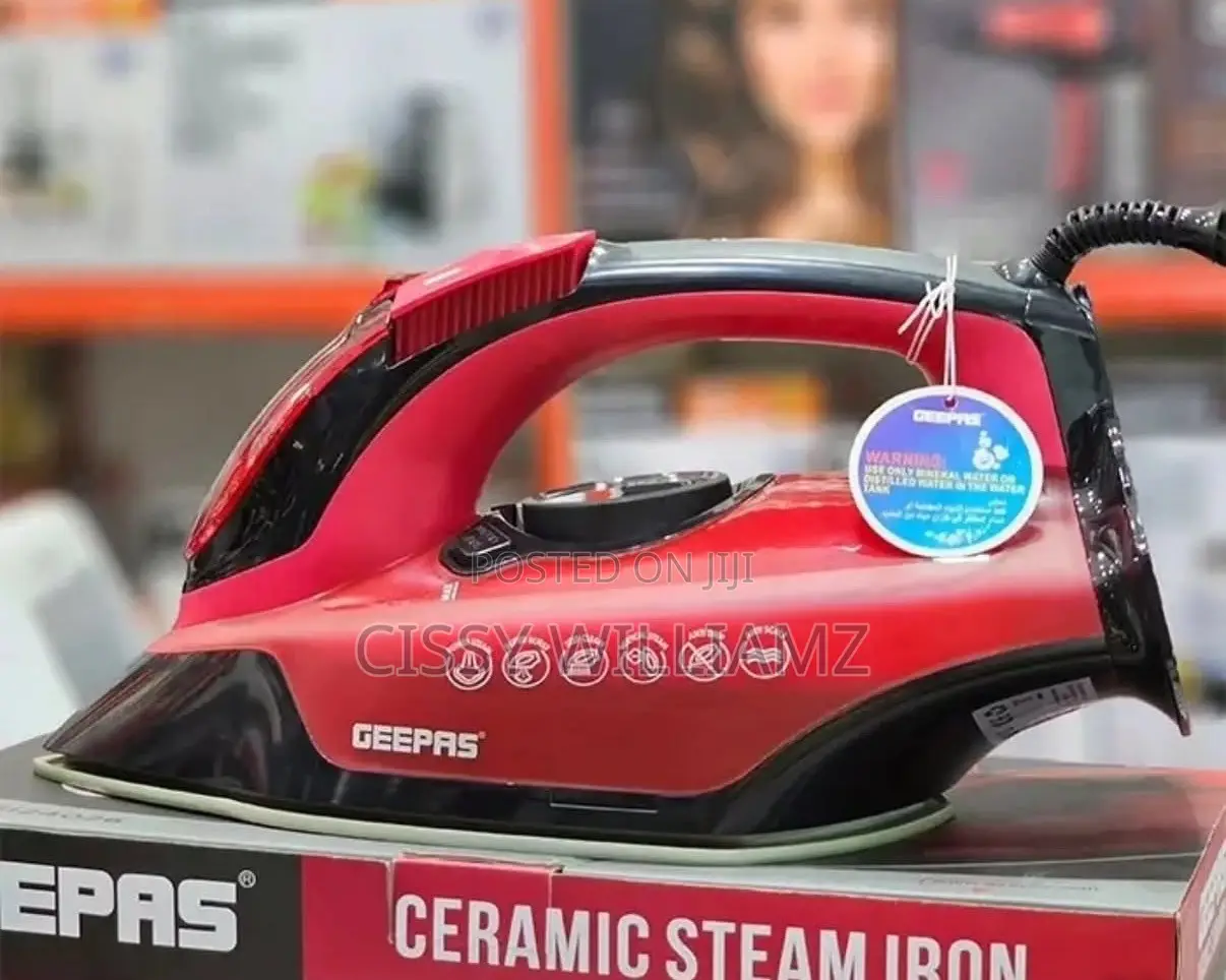 Geepas Ceramic Steam Iron 3100W
