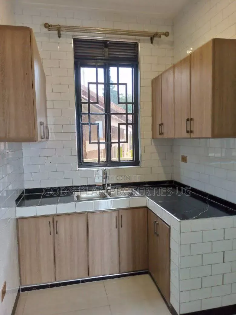 2bdrm Apartment in Mengo Estate, Central Division for rent