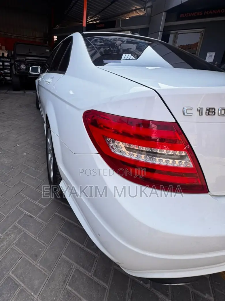 Mercedes-Benz C180 2012 White