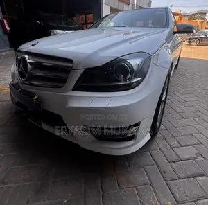 Mercedes-Benz C180 2012 White