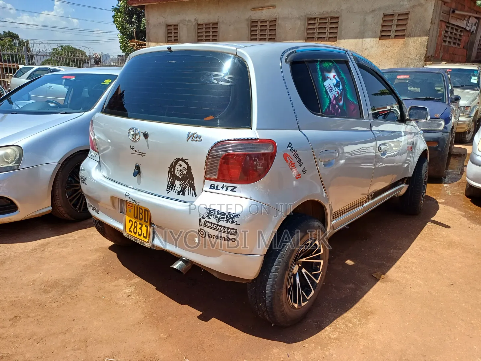 Toyota Vitz 1999 Silver