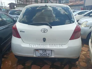 Toyota Vitz 2008 White
