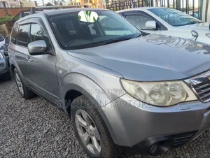 Subaru Forester 2010 Silver