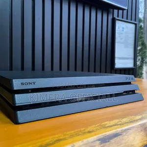Jailbroken PS4 Pro 11.00 Firmware - 4K Gaming King + 32 Games & 2 Pads
