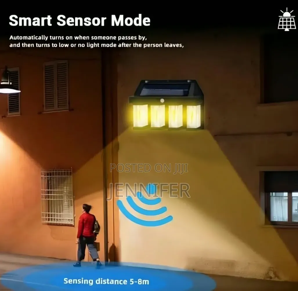 4-Bulb Solar-Powered Outdoor Wall Light