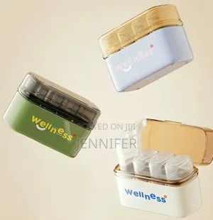 Portable Multi-Compartment Pill Organizer