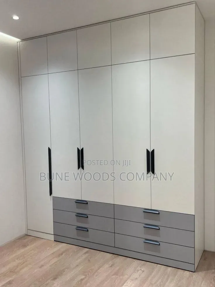 Inbuilt Wardrobes