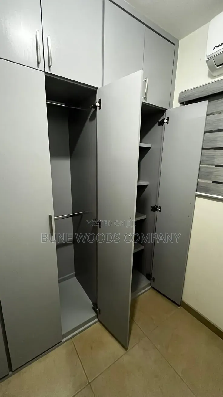 Inbuilt Wardrobes