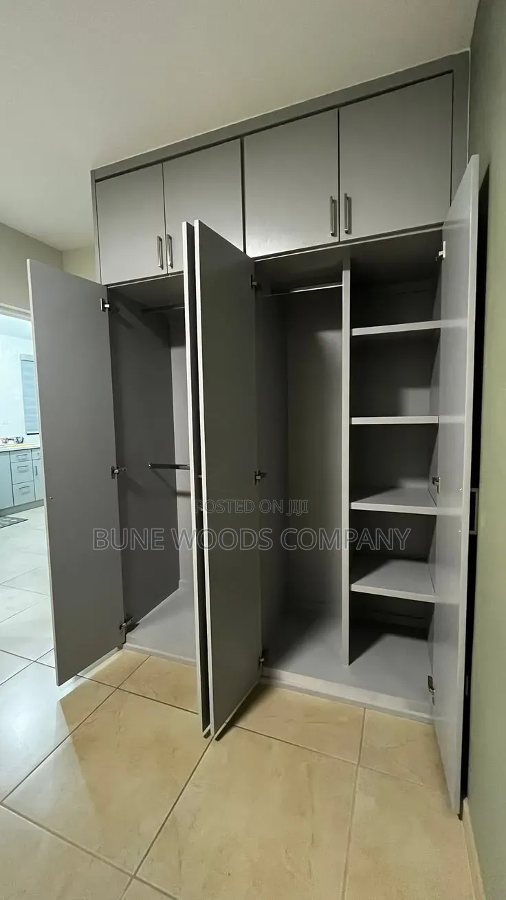 Inbuilt Wardrobes