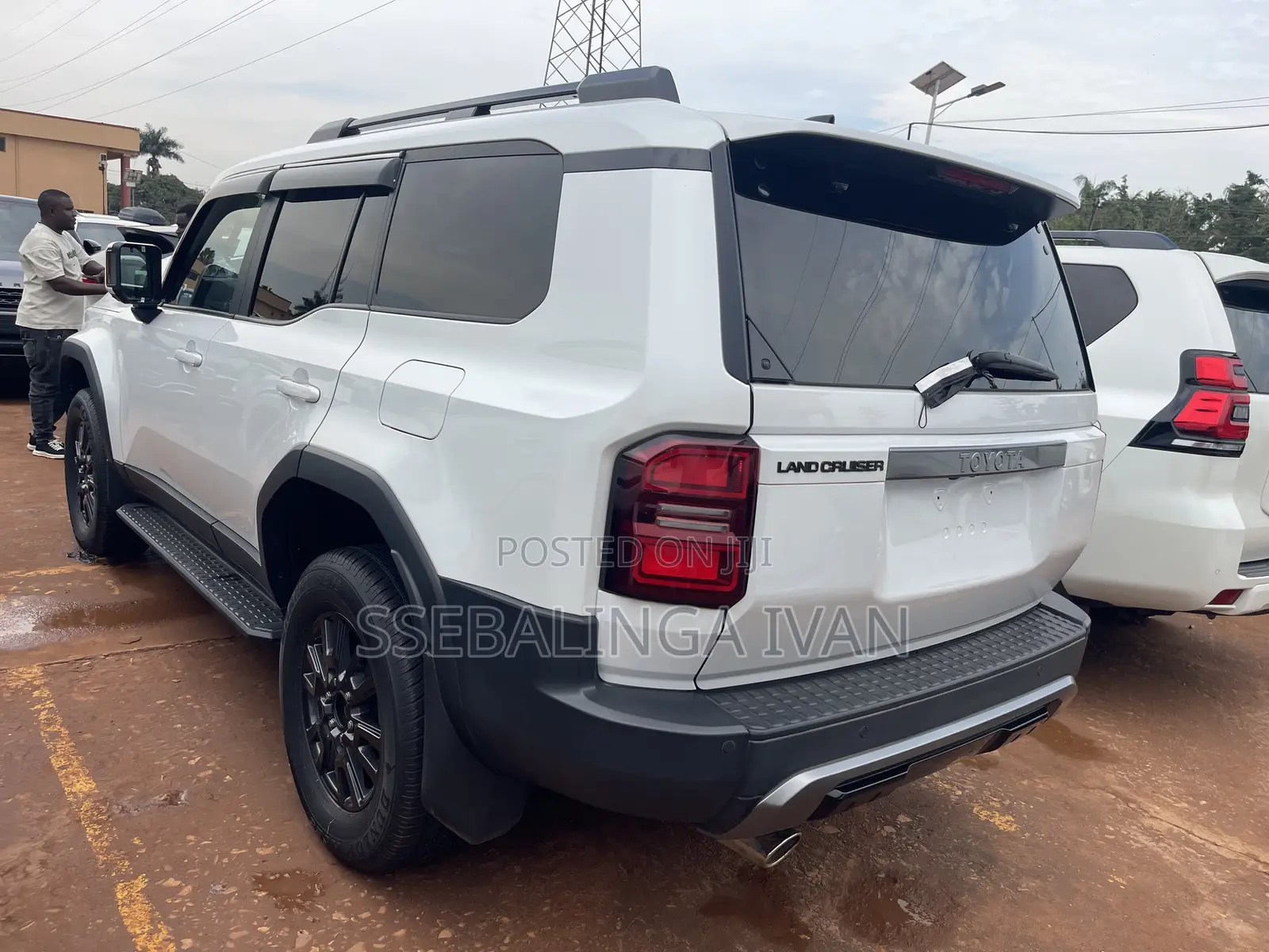 Toyota Land Cruiser Prado 2024 White