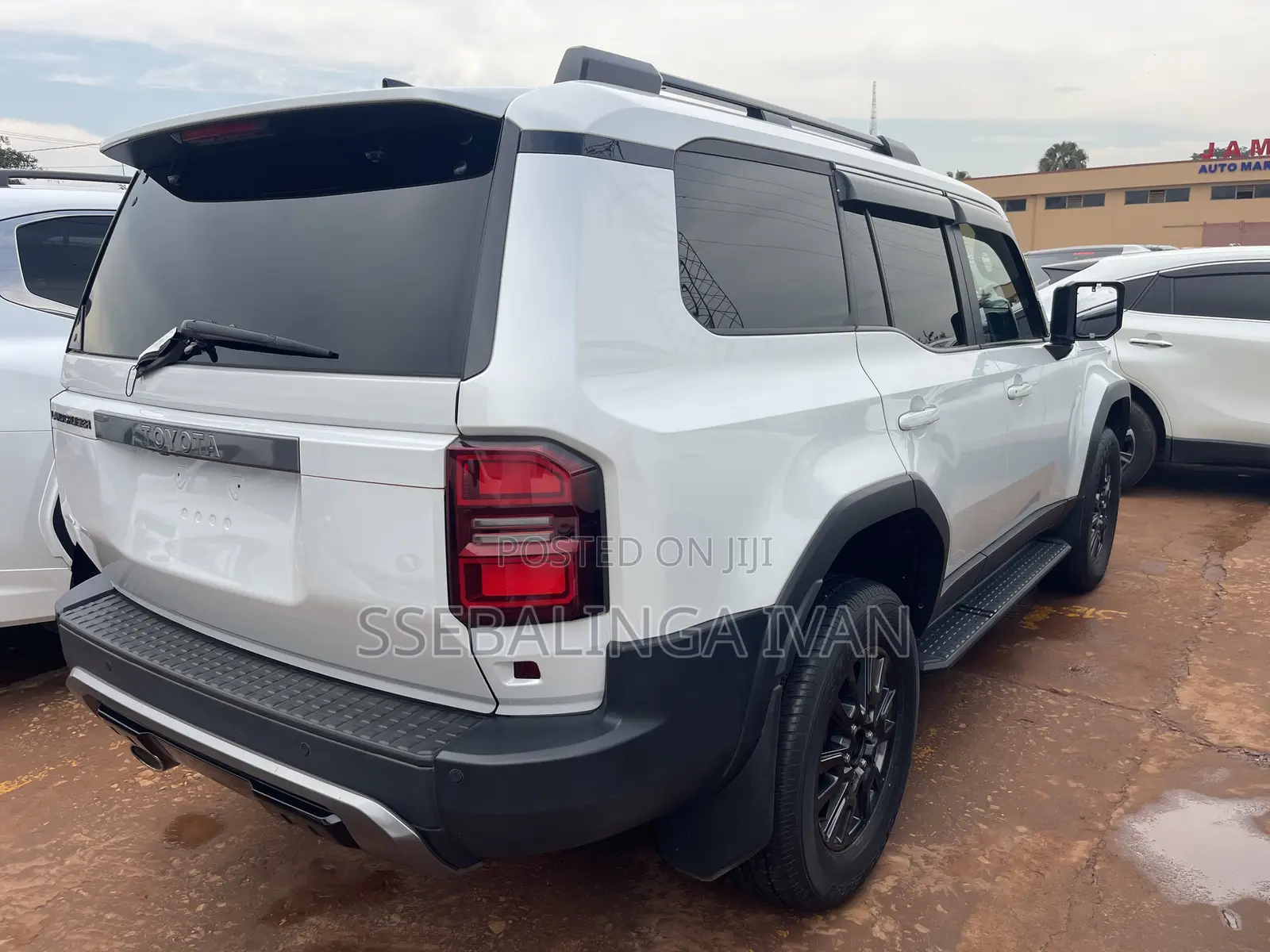 Toyota Land Cruiser Prado 2024 White