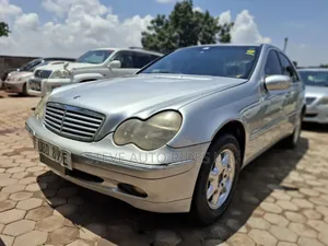 Mercedes-Benz C200 2004 Silver