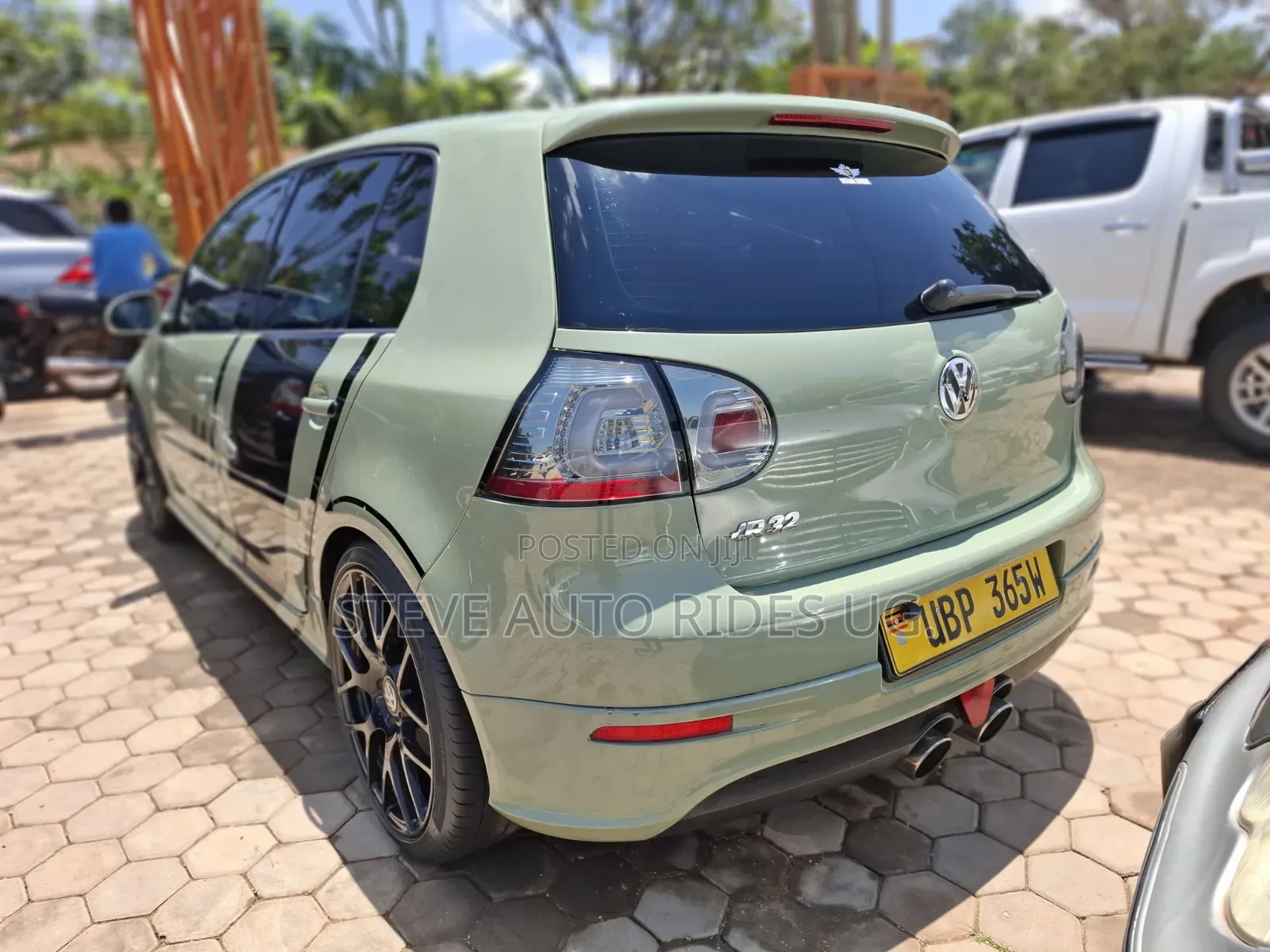 Volkswagen Golf 2009 Green