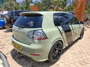 Volkswagen Golf 2009 Green