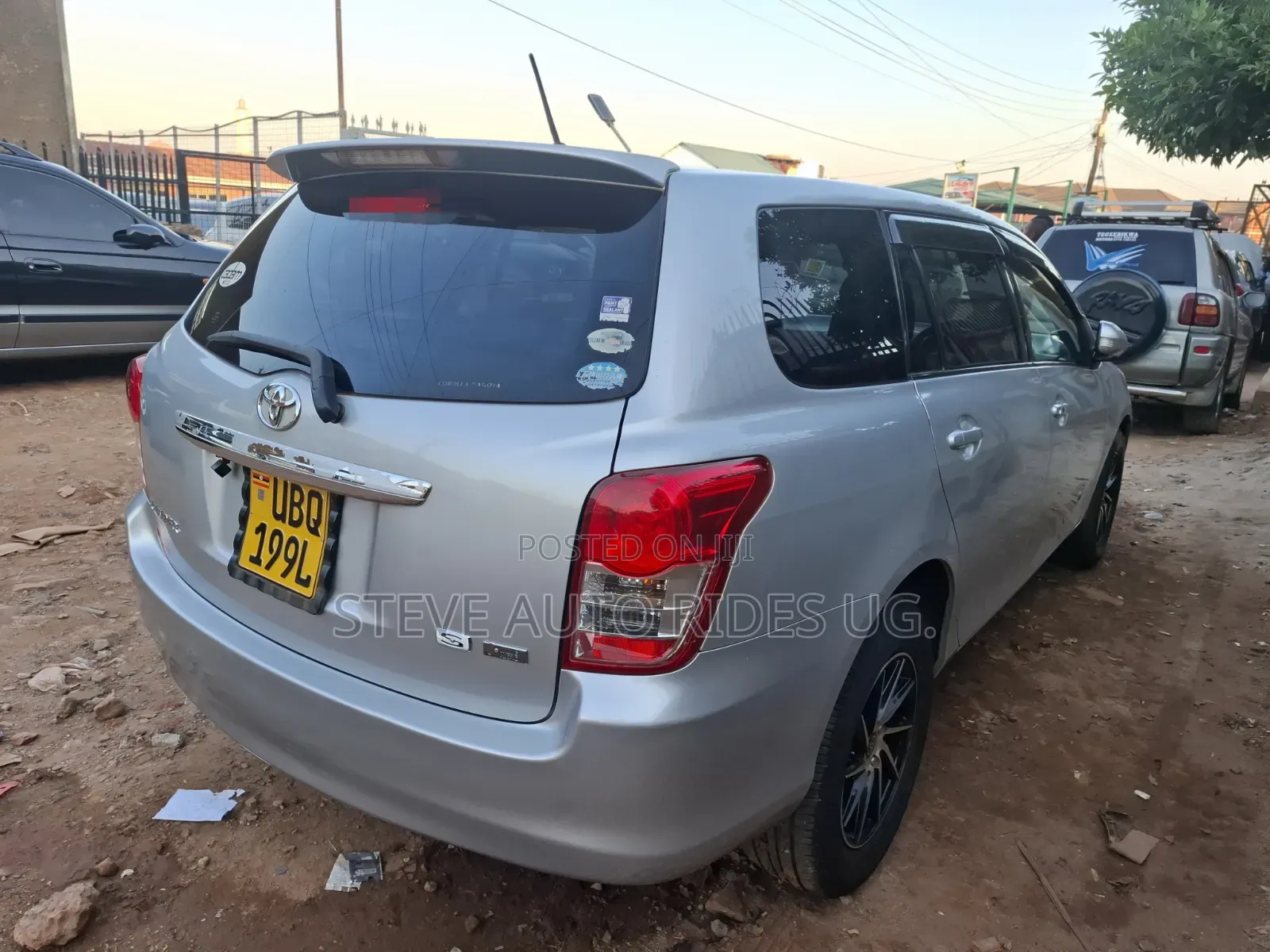 Toyota Corolla Fielder 2010 Silver
