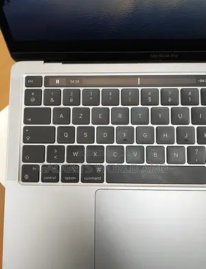 New Laptop Apple MacBook Pro 2020 32GB Intel Core i5 SSD 2T