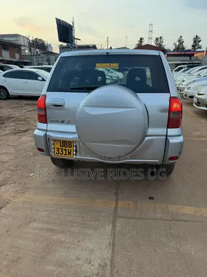 Toyota RAV4 1.8 2005 Silver