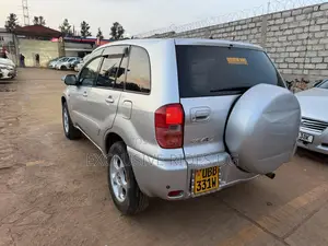 Toyota RAV4 1.8 2005 Silver