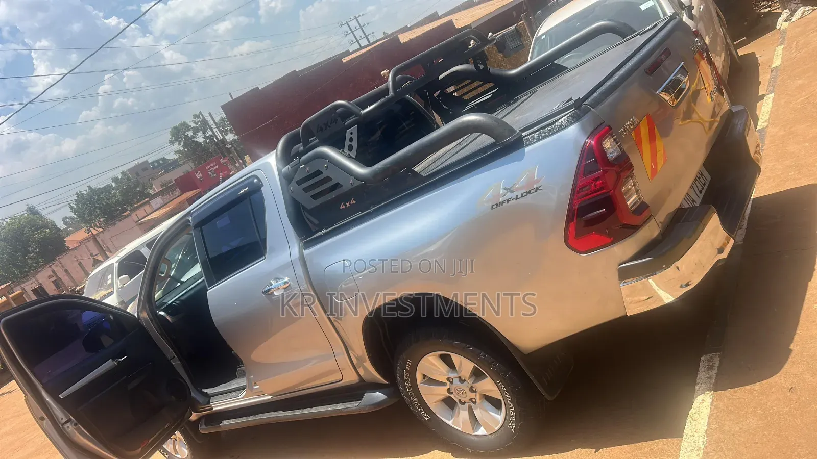 Toyota Hilux 2018 White