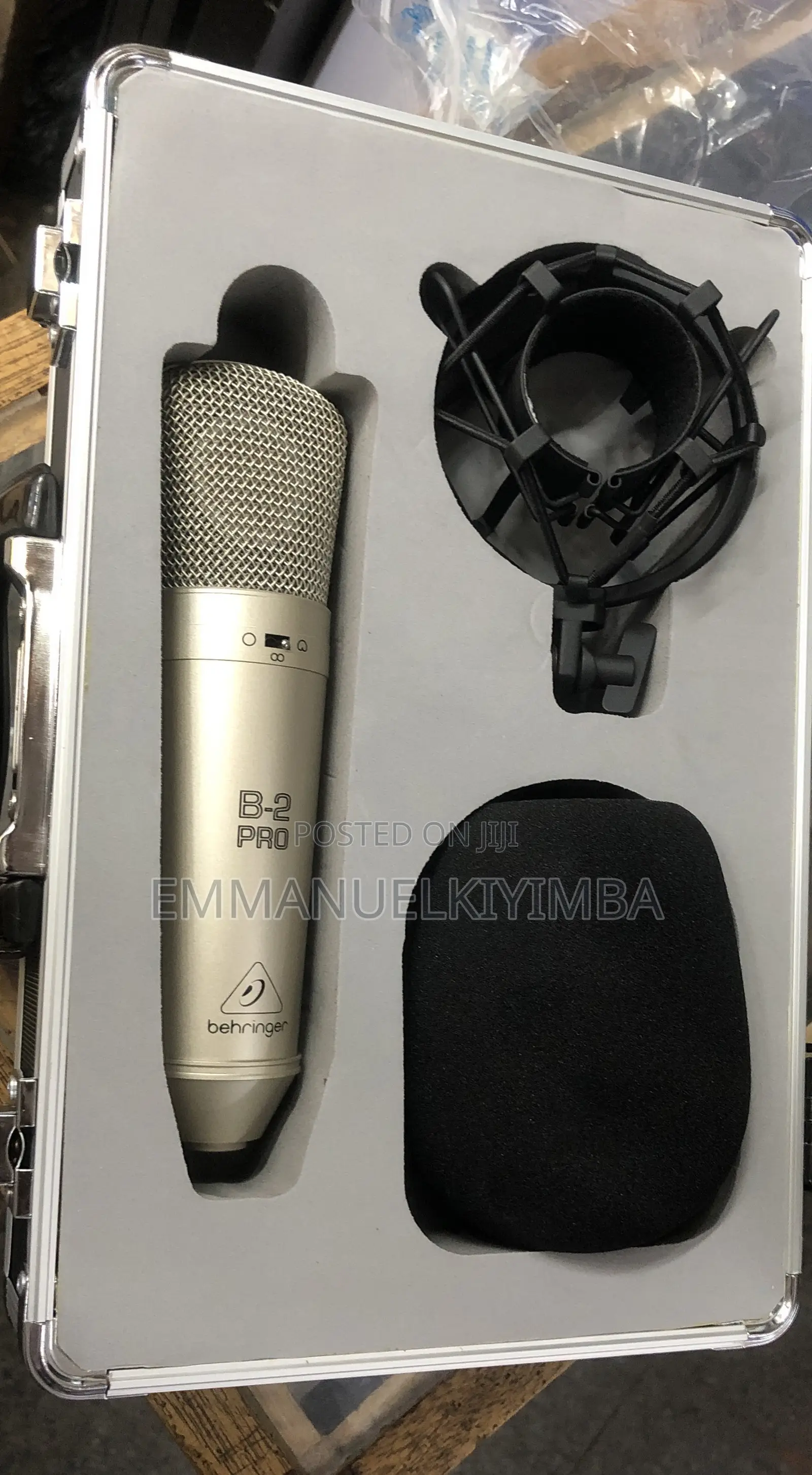 Studio Microphone Behringer  B-2pro