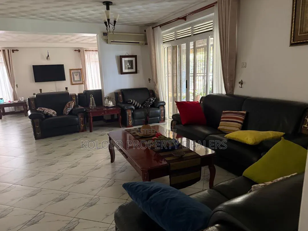 Furnished 4bdrm Townhouse / Terrace in Kololo, Central Division