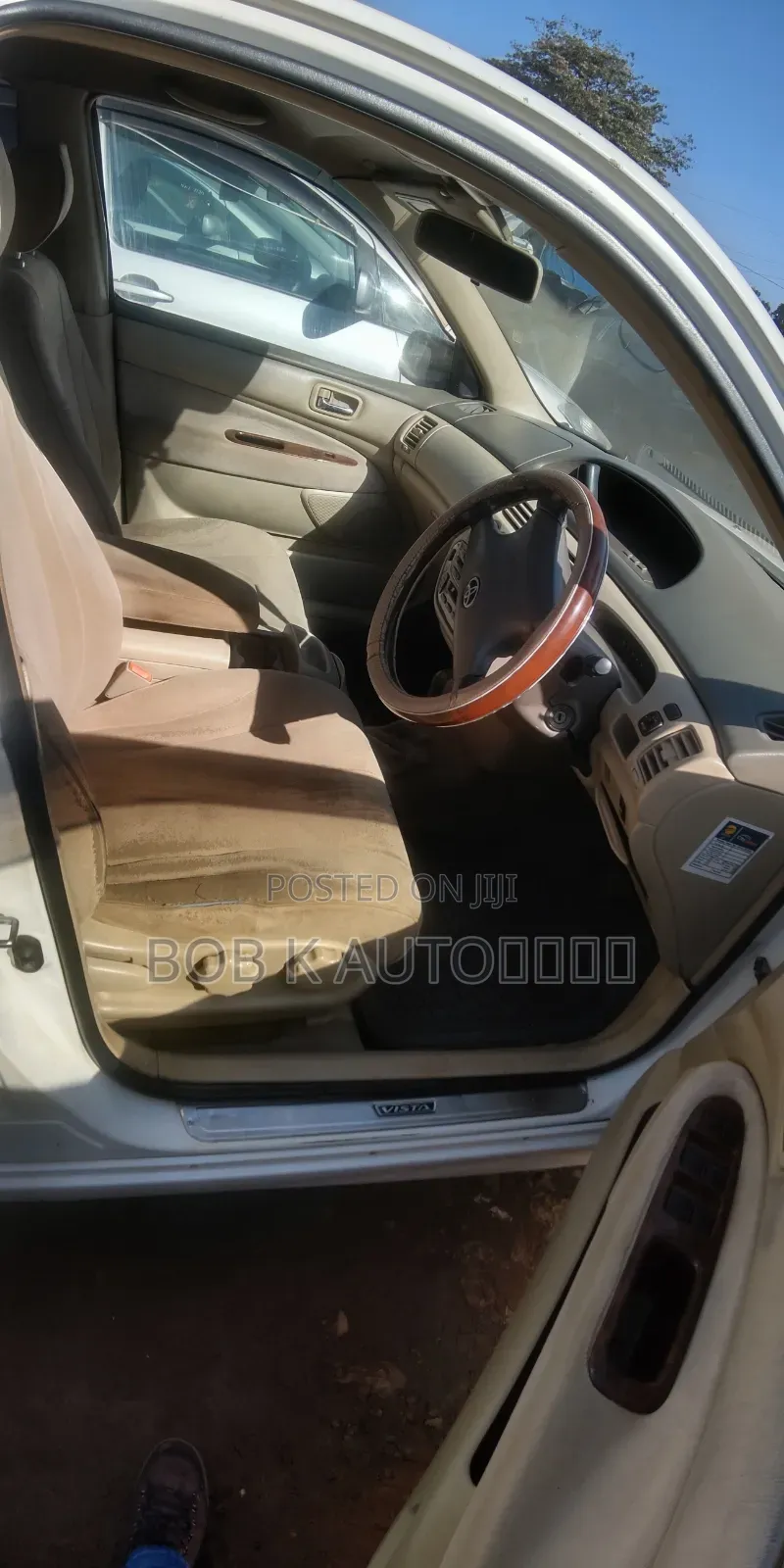 Toyota Vista 2000 White
