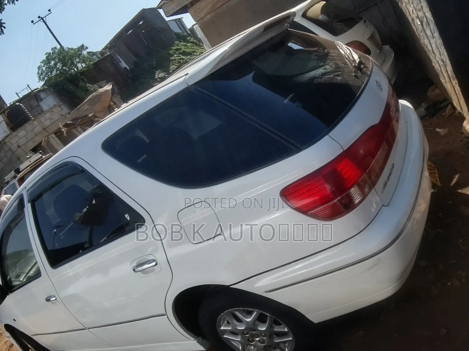 Toyota Vista 2000 White