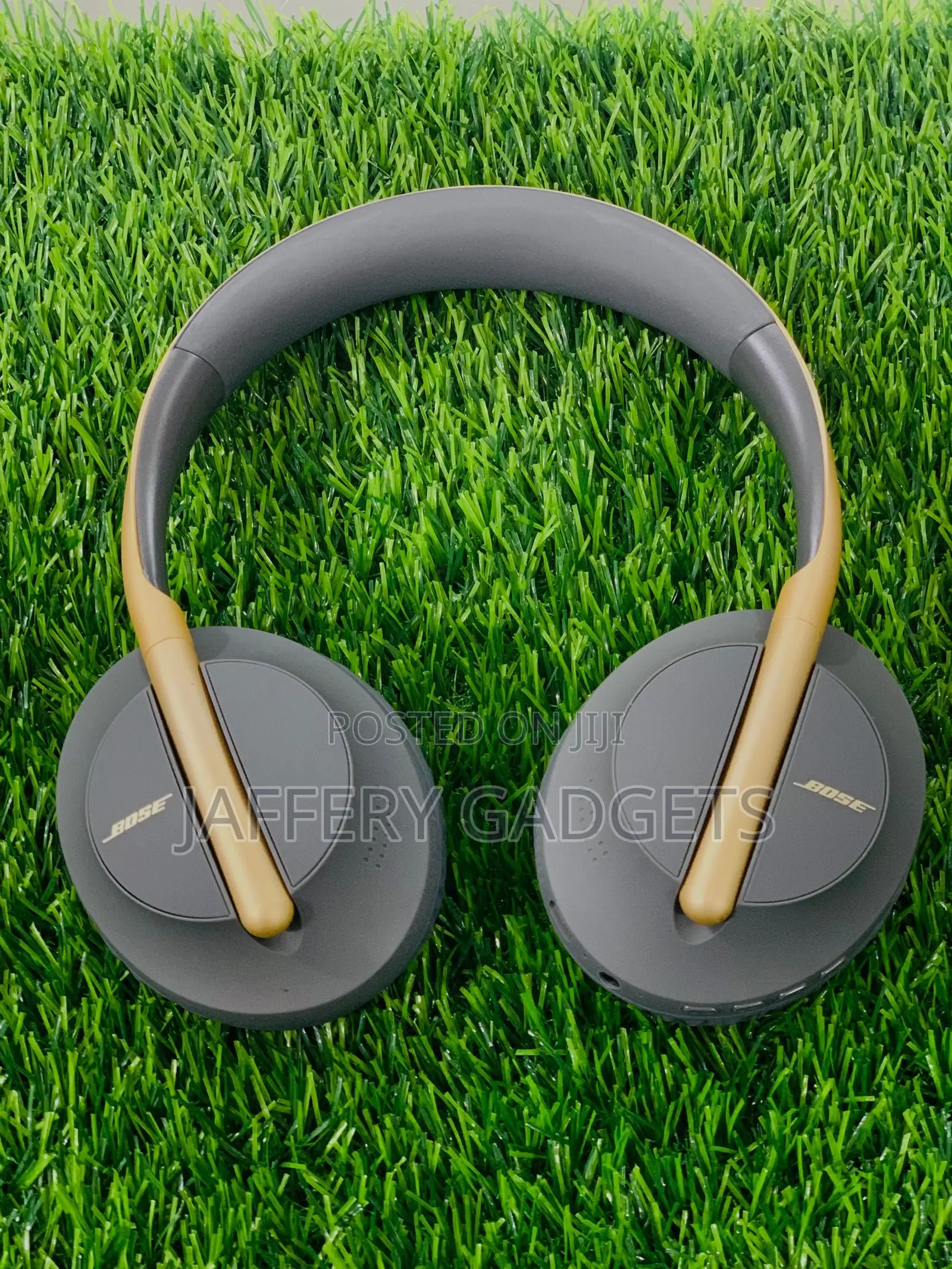 Bose Noise Cancelling Headphones 700