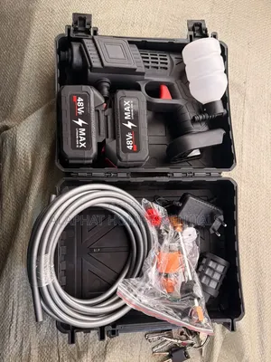 Portable Cordless Pressure Washer/Gun
