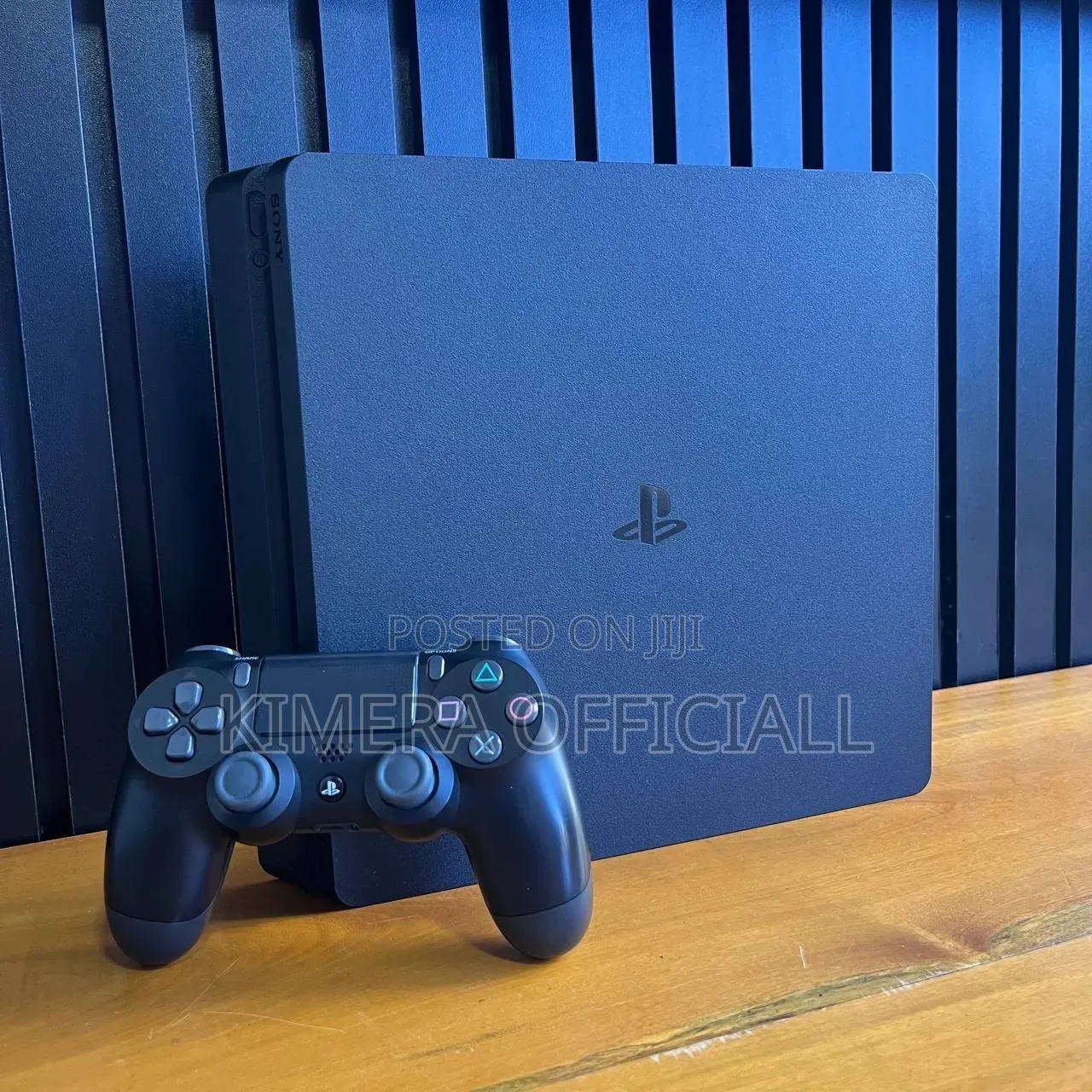 Original Chipped PS4 Slim - 12 Games - 2 Original Pads