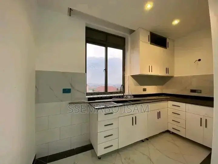 2bdrm House in Kisaasi, Central Division for rent