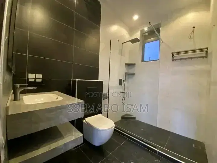 2bdrm House in Kisaasi, Central Division for rent