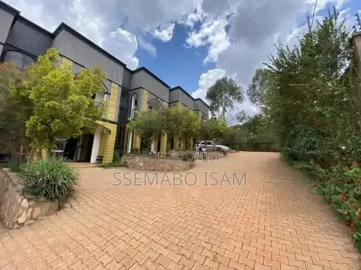 2bdrm House in Kisaasi Bukoto, Central Division for rent