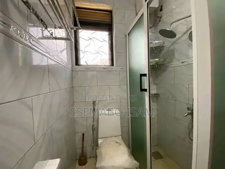 2bdrm House in Kisaasi Bukoto, Central Division for rent