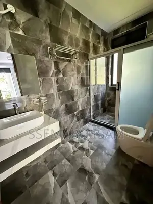 2bdrm House in Kisaasi, Central Division for rent