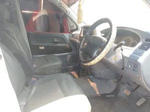 Toyota Noah 2001 White