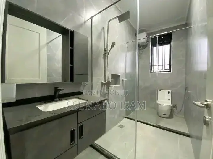 2bdrm House in Kisaasi, Central Division for rent