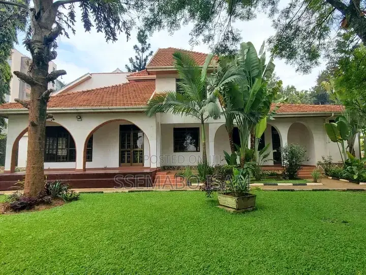 3bdrm House in Standalone Kisaasi, Central Division for rent
