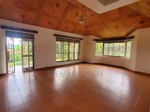 3bdrm House in Standalone Kisaasi, Central Division for rent
