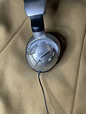Behringer HPS-3000
