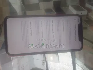 Apple iPhone 11 64 GB Red